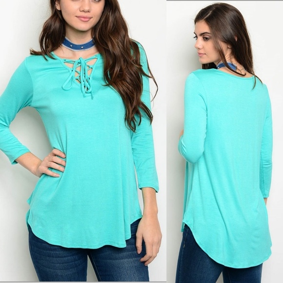 Sweetbb Tops - Mint Embroidered  Top S,M,L